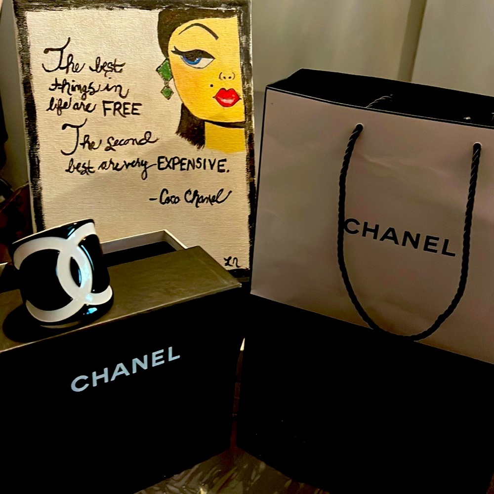 CHANEL Authentic. Black & White CC Logo Resin Cuff Bracelet with bag and box.
